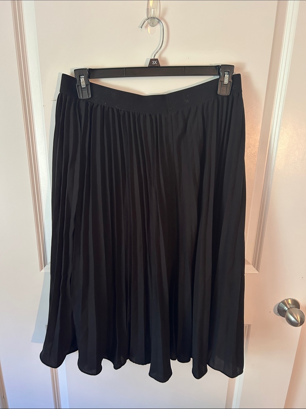 Women's Black Pleated Circle Skirt